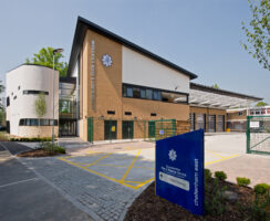 1659097369 IP120523 056